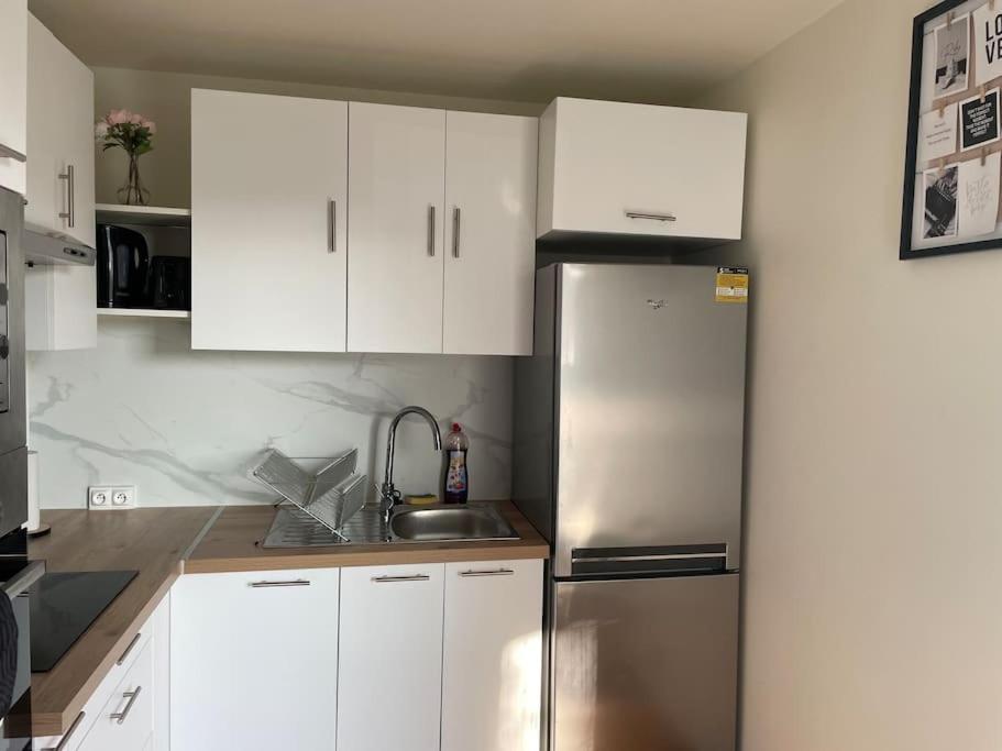 Appartement Cosy Proche Paris Ле Бурже Екстериор снимка